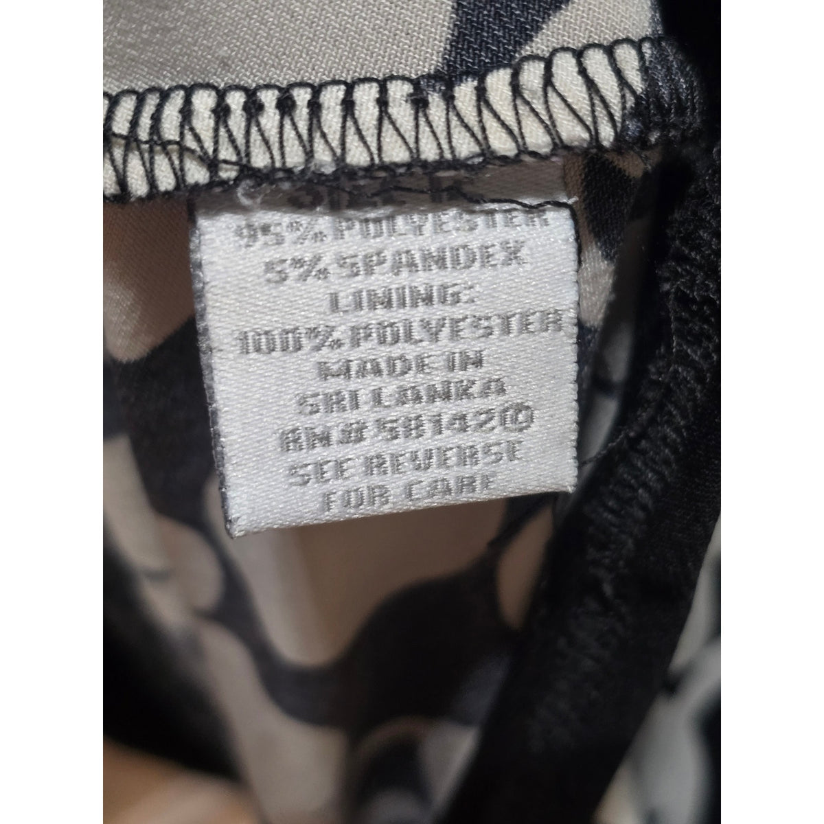 Dressbarn Empire Waist Dress Women's SZ 12 Black/White Pleated Bust Short Sleeve