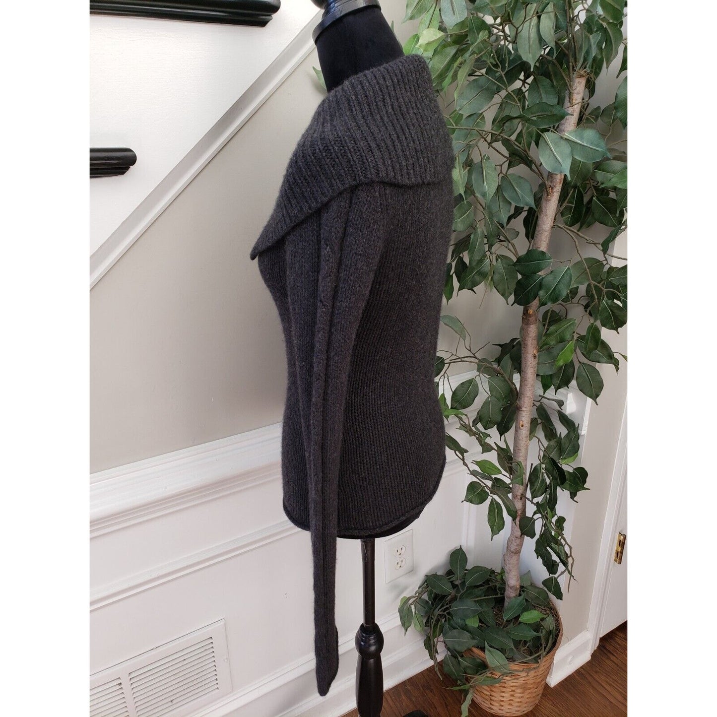 Women's Gray Solid Knit Polyester Pullover Cowl Neck Long Sleeve Sweater Small