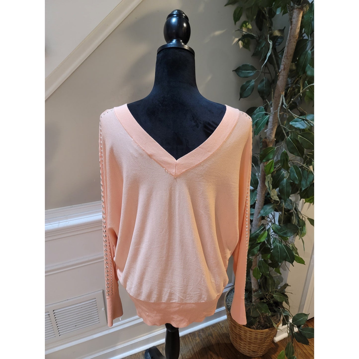INC International Concepts Sweater Women's XL Peach V Neck Studded Sleeves