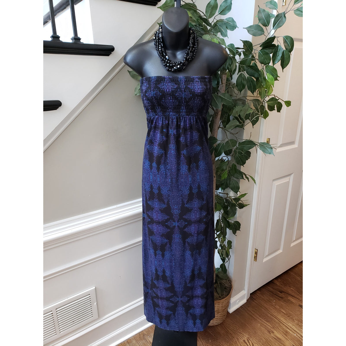 Gap Smocked Long Maxi Dress Women's Small Black Blue Geo Print Off The Shoulder
