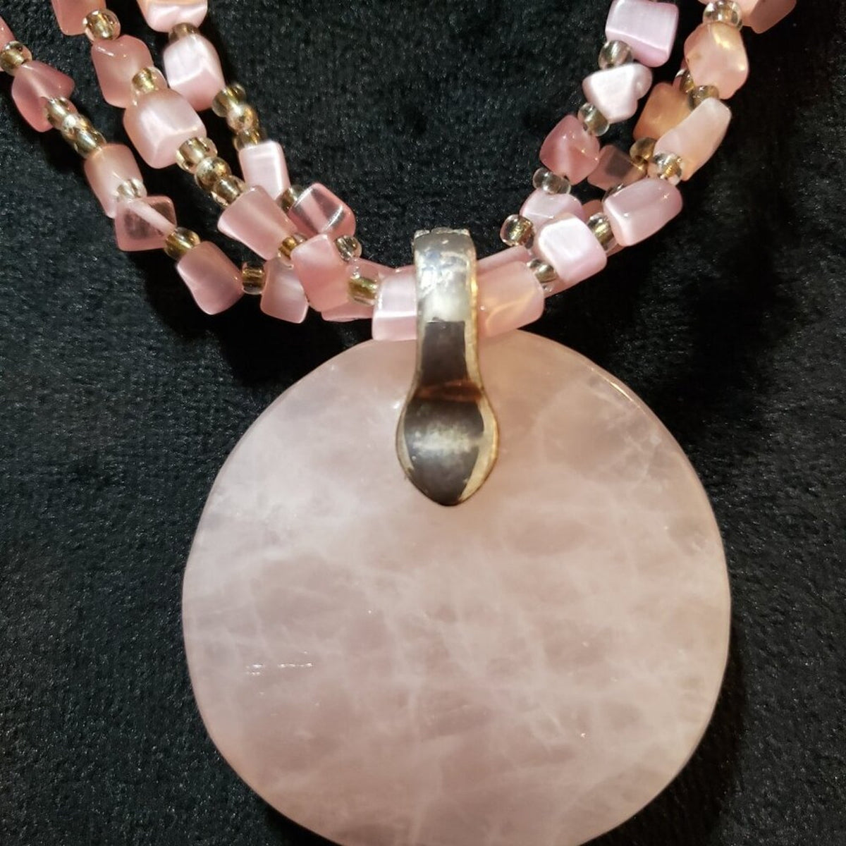 Womens Fashion Rose Quartz Statement Pendant Necklace Jewelry with Lobster Clasp