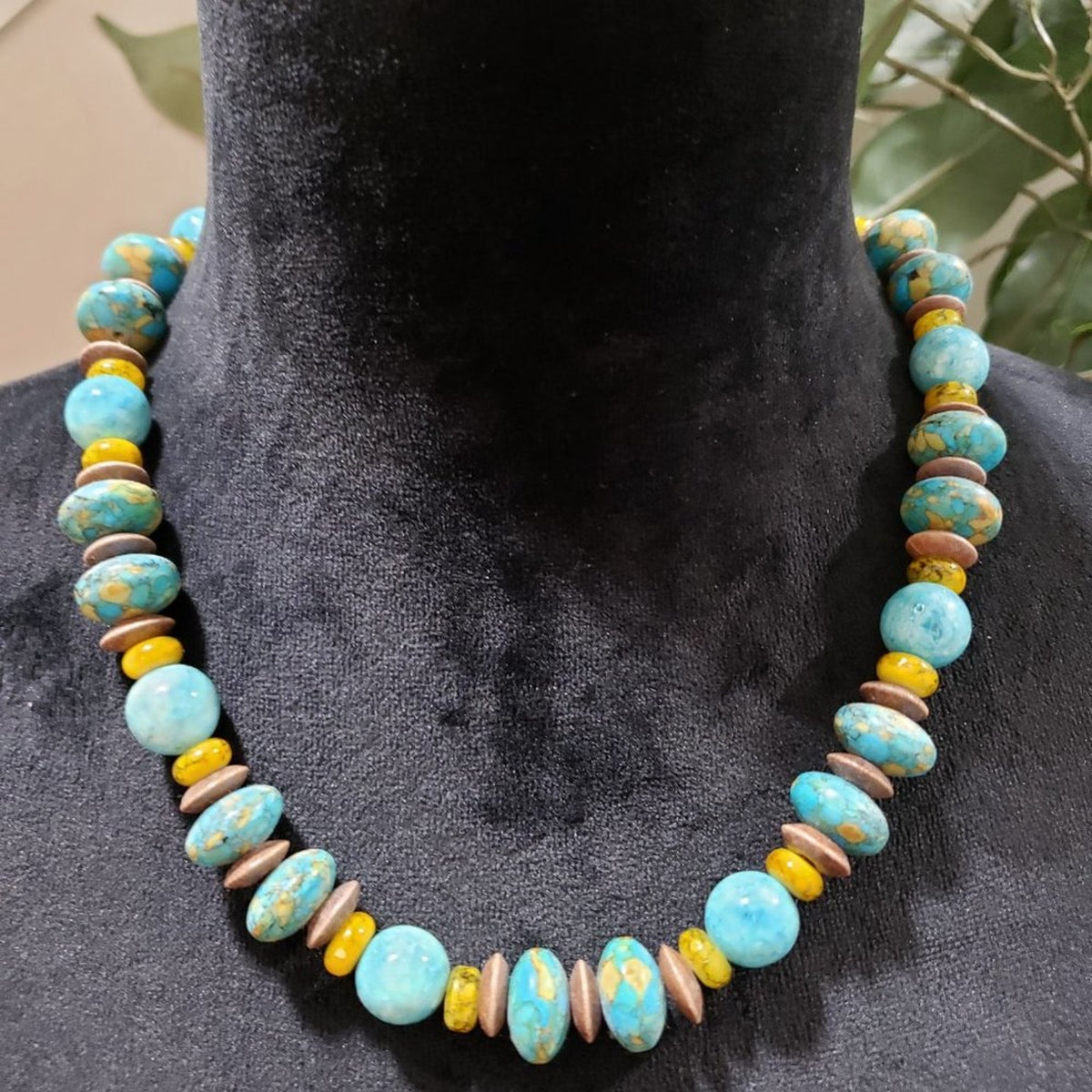 Womens Fashion Multi Round Turquoise Beaded Collar Necklace with Heart Clasp