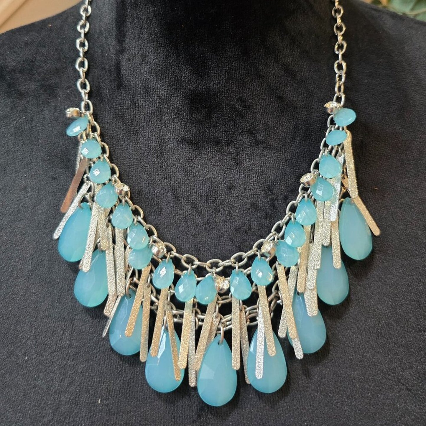 Womens Blue Crystal Teardrop Beaded Metal Fingers Necklace with Lobster Clasp
