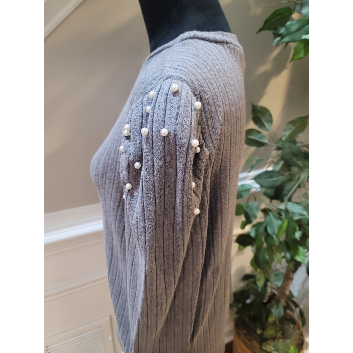 Design History Pullover Sweater Women's Large Gray Pearl Puff Shoulder Crew Neck