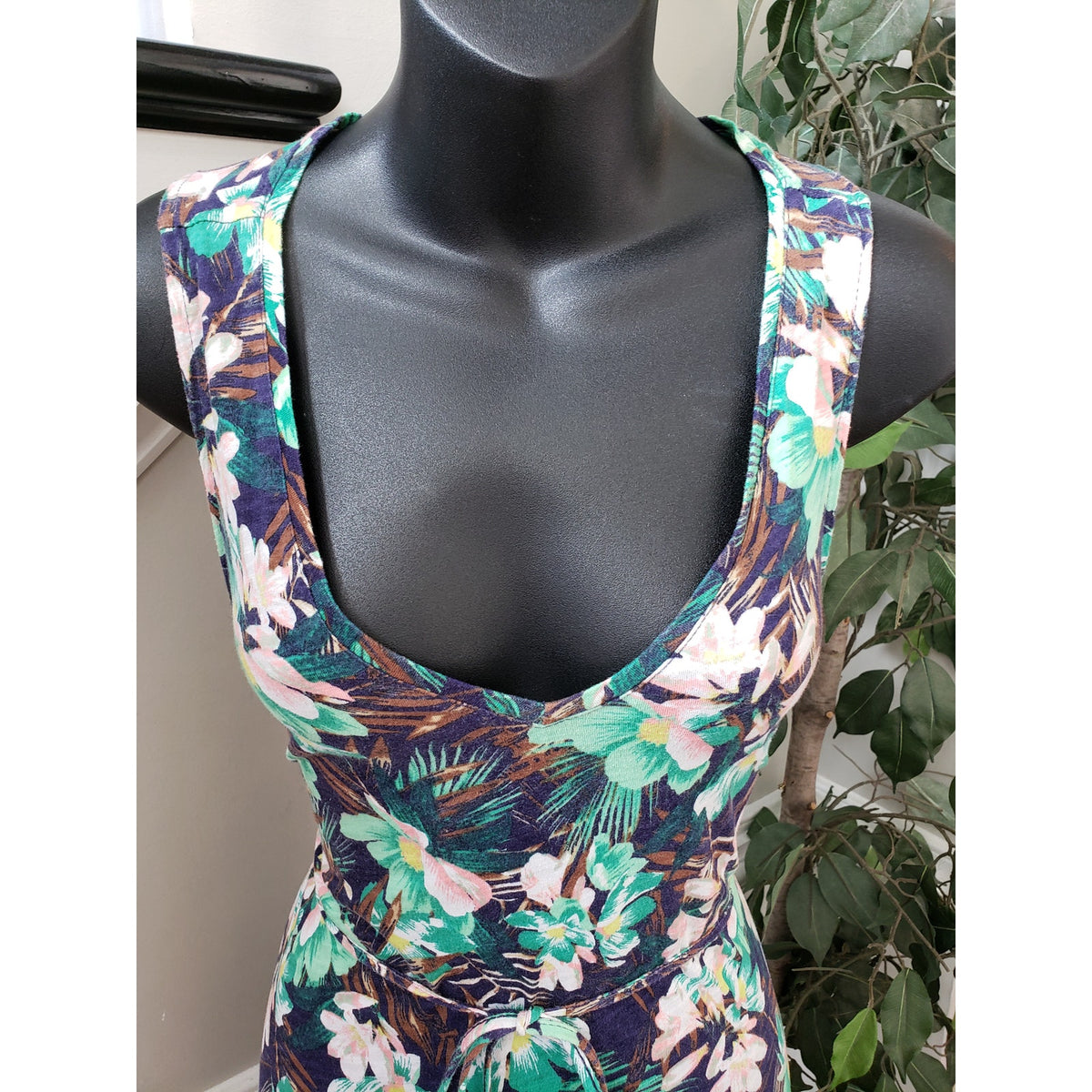 H&M S Floral Print Sleeveless Belted Maxi Dress Black Green