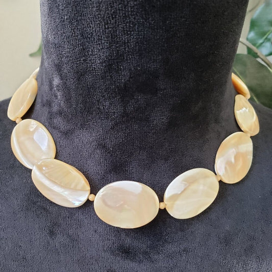 Women's Fashion Mother of Pearl Shell Disks Link Choker Necklace Lobster Clasp
