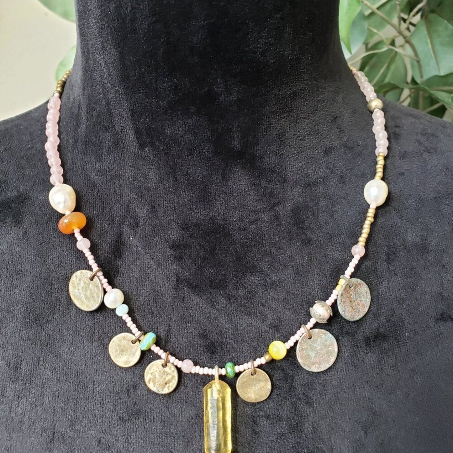 Womens Fashion Yellow Crystal Pink Pearl Beads Charm Necklace with Lobster Clasp