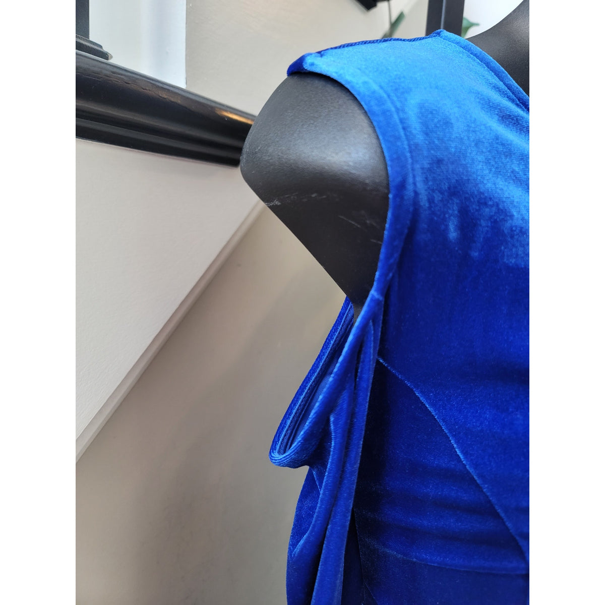 Esy Studio EY Skirt Suit Womens Large Royal Blue Cold Shoulder Flattering Peplum