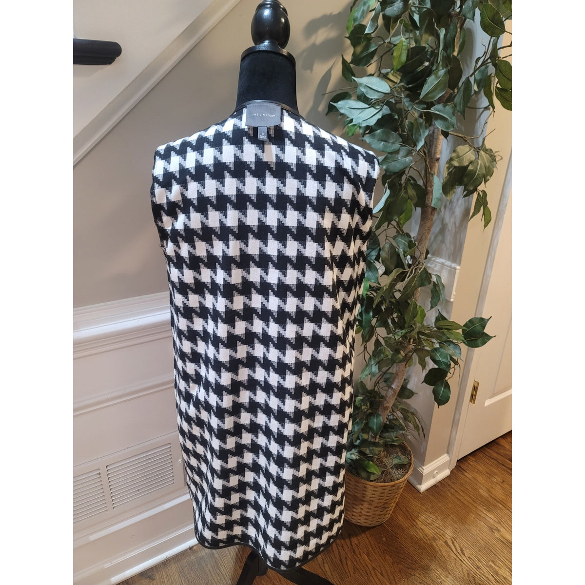 The Limited Duster Jacket Women's Size 6 White/Black Houndstooth Open Front Long Sleeve