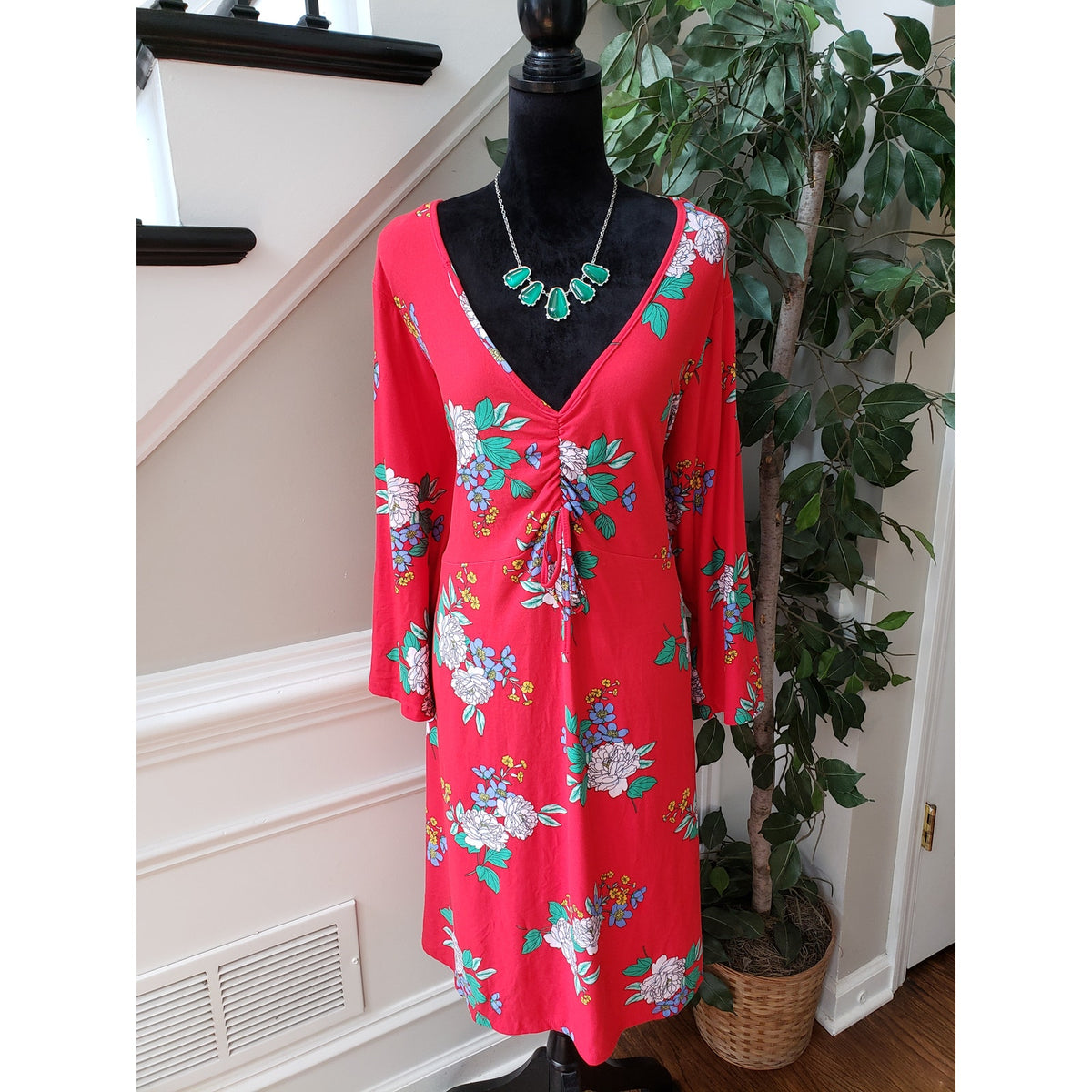 Bobbie Brooks Knee Length Dress Women 3X Red Floral Ruched Long Sleeve V Neck