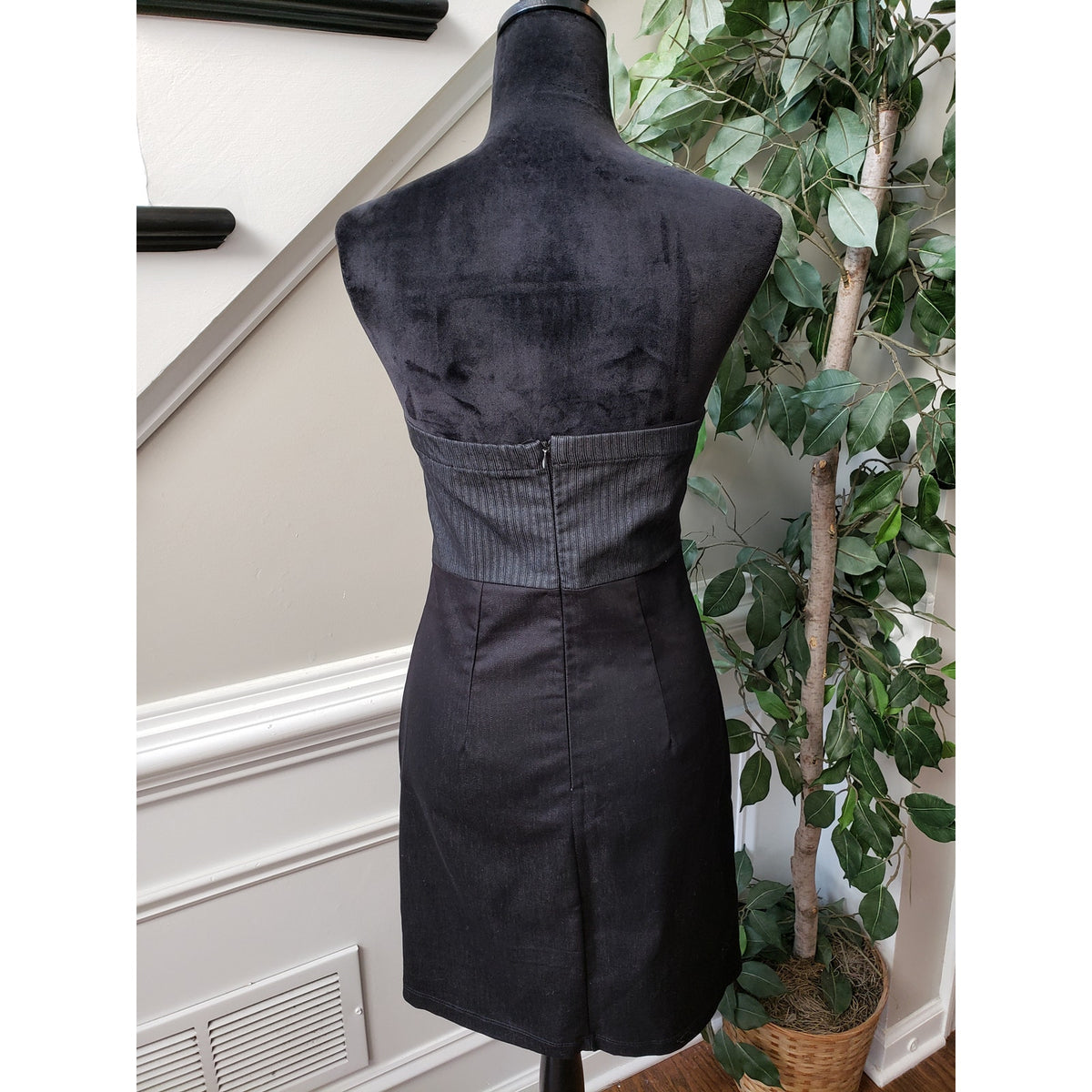 KupCake Mini Dress Women M Black Pinstriped Strapless Off The Shoulder Back Zip
