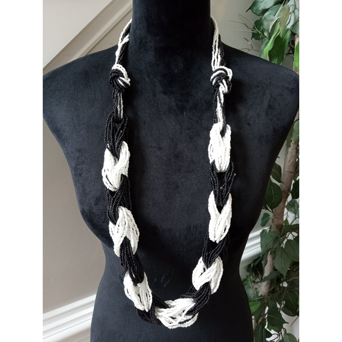 Black & White Twisted Multi Strand Seed Bead Necklace Chunky Rope Statement