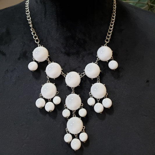 Women White Pearl Round Beaded Bib Statement Necklace Jewelry with Lobster Clasp