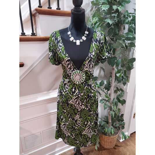 Elementz Women's Green Polyester Round Neck Short Sleeve Knee Length Dress Large
