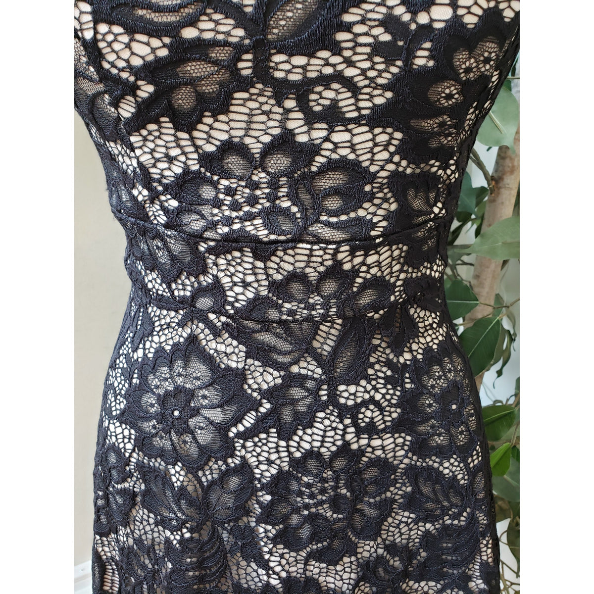Chocolate Fit & Flare Dress Womens Medium Black & Beige Floral Off The Shoulder