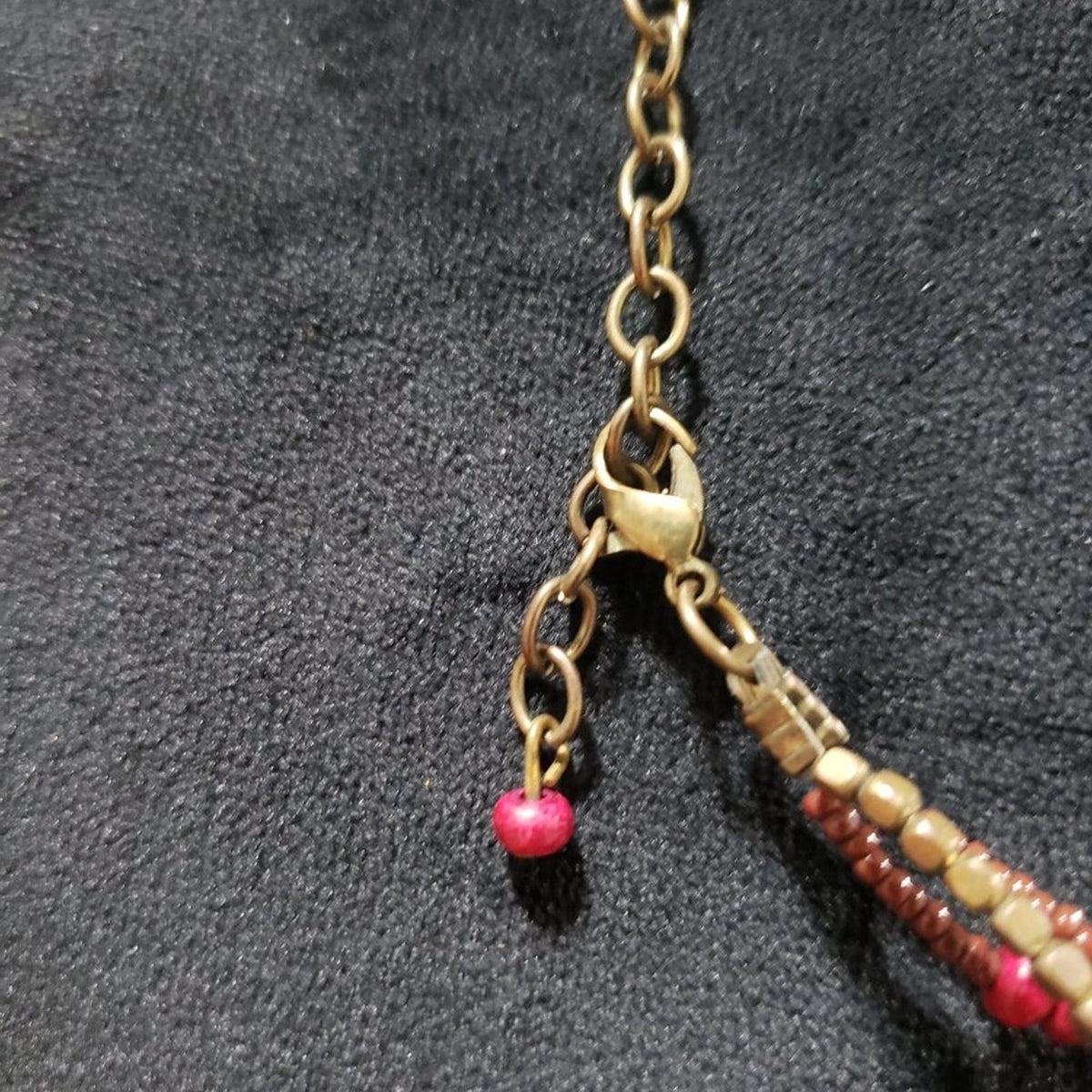 Womens Fashion Feather Beaded Three Strands Statement Charm Necklace w/ Lobster