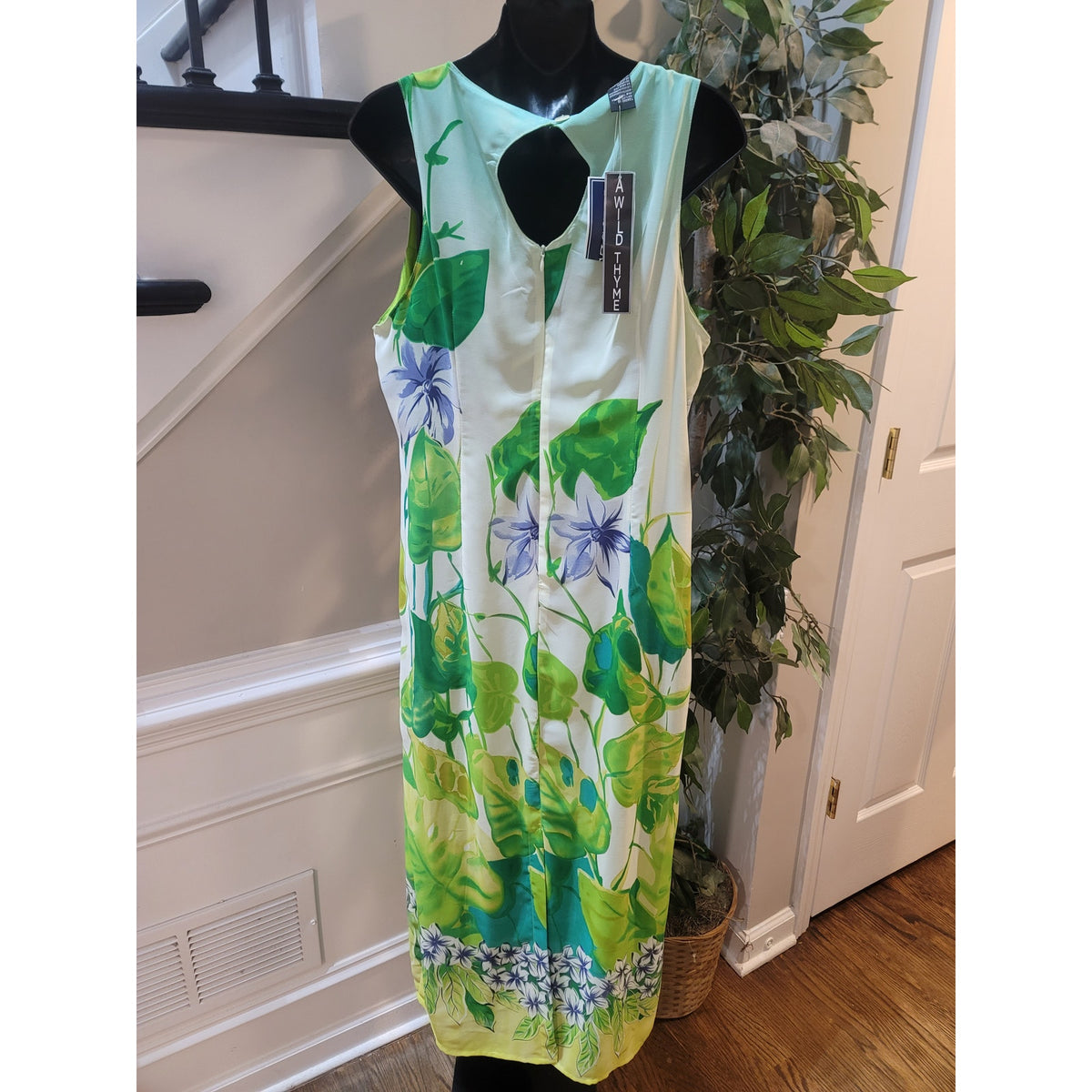 A Wild Thyme Tank Dress Women's 18 Green Floral Lily Valley Scoop Causal Party