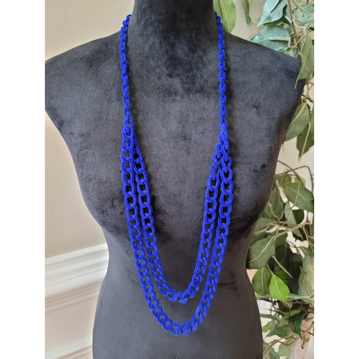 Women's Royal's Deep Blue Velvet Chain Necklace Long Layered Statement Jewelry