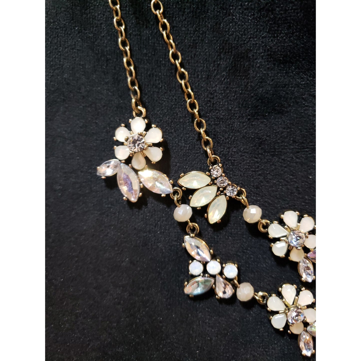 Womens Two Layer Floral Gold Tone Rhinestone Faux Pearl Collar Elegant Necklace