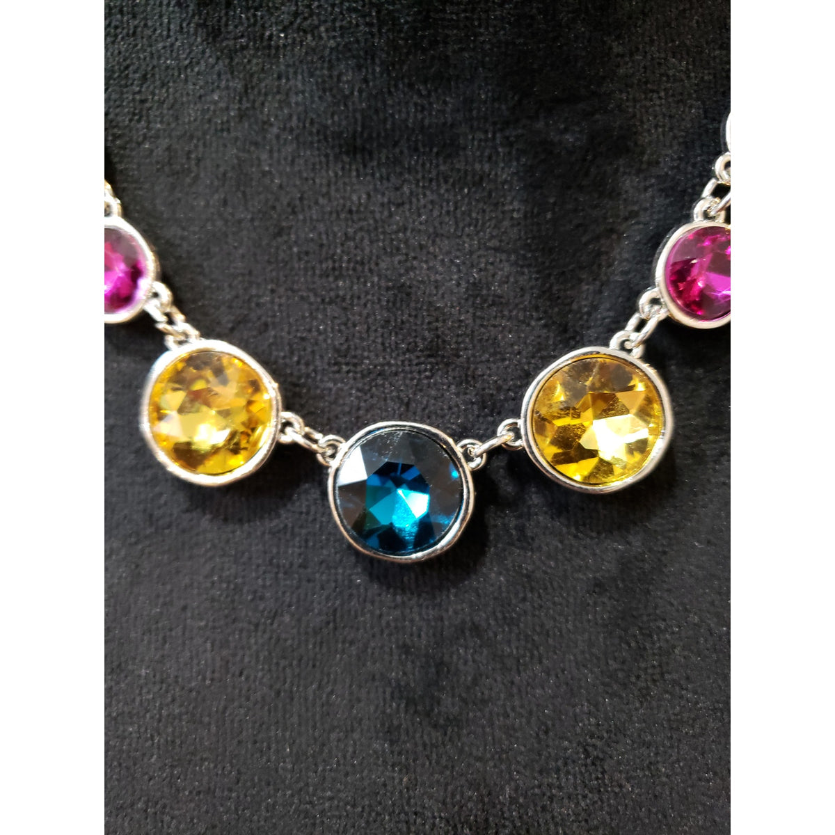 Women Silver Multi-Color Gem Necklace Vibrant Statement Crystal Fashion Jewelry