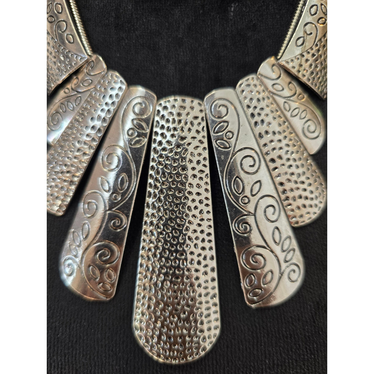 Silver Scroll Tone Textured Fan Bib Statement Necklace