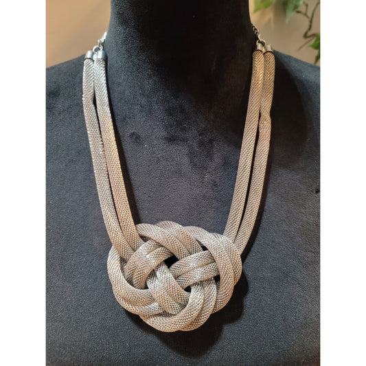 Women's Silver Tone Mesh Knot Statement Fashion Necklace With Lobster Clasp