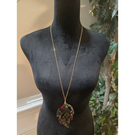 Women's Multicolor Pendent Necklace With Lobster Chain Claw Clasp