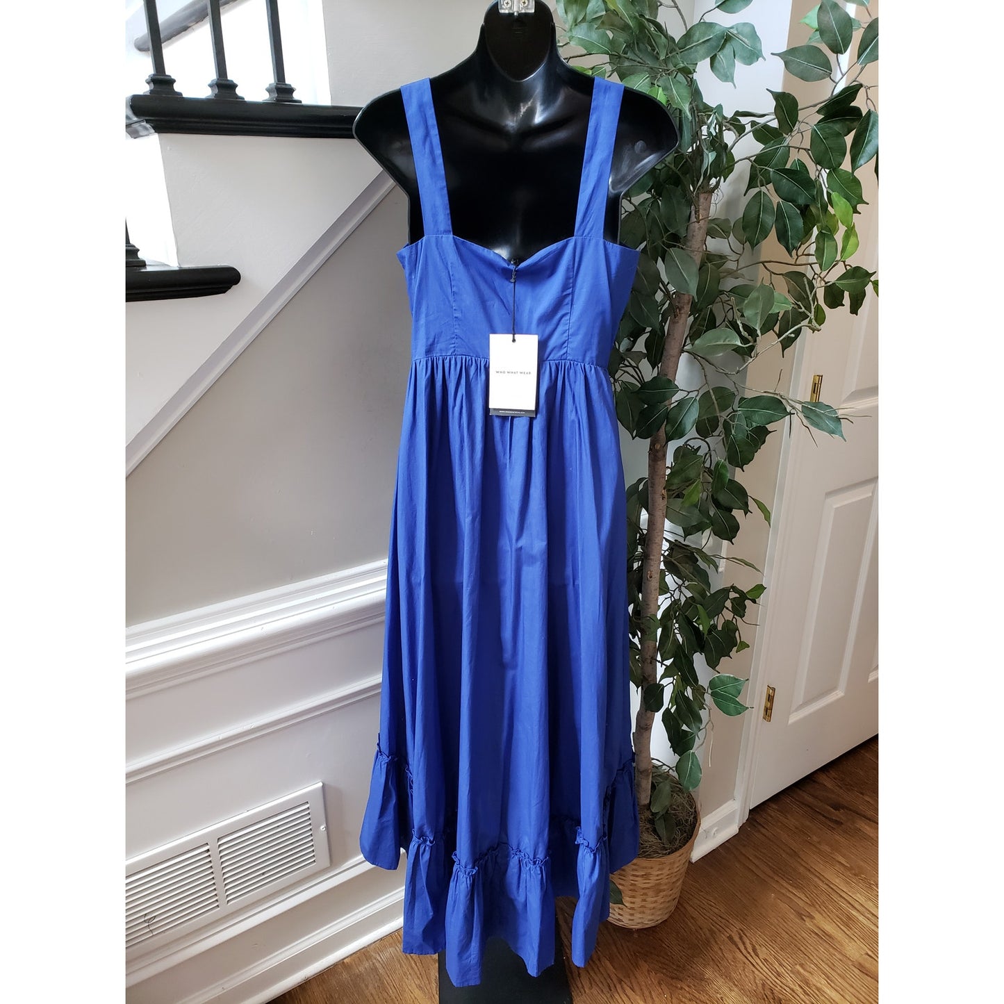 Who What Wear Long Maxi Dress Women Size XS Blue Pleated Square Neck Wide Strap