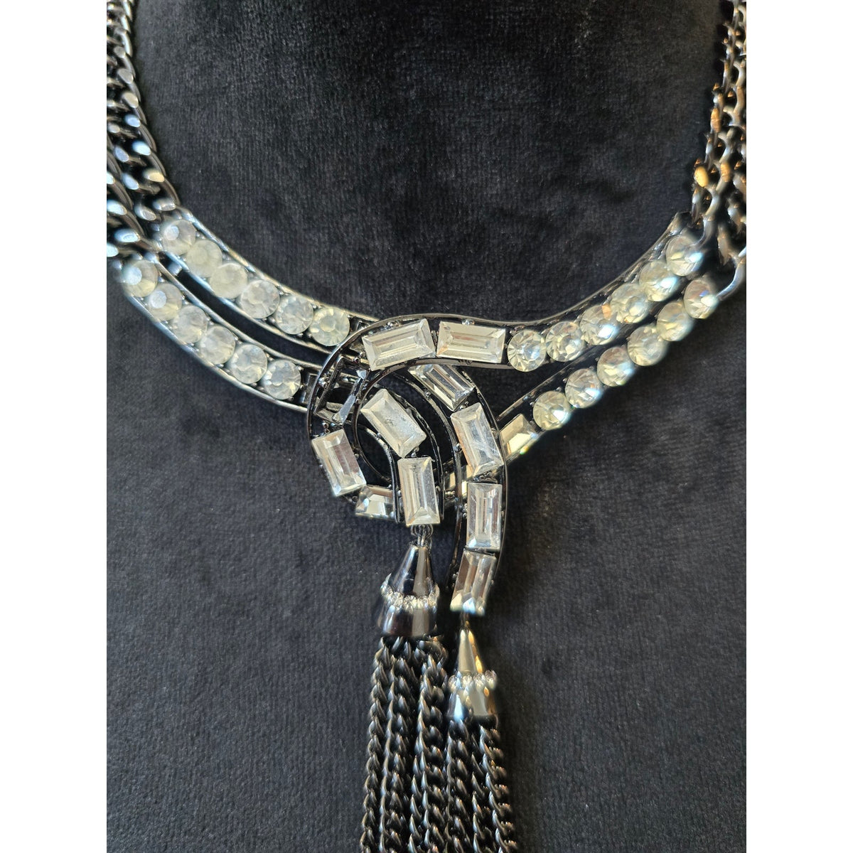 Jio Gunmetal Tone Tassel Chain Rhinestones Accent Statement Necklace for Womens