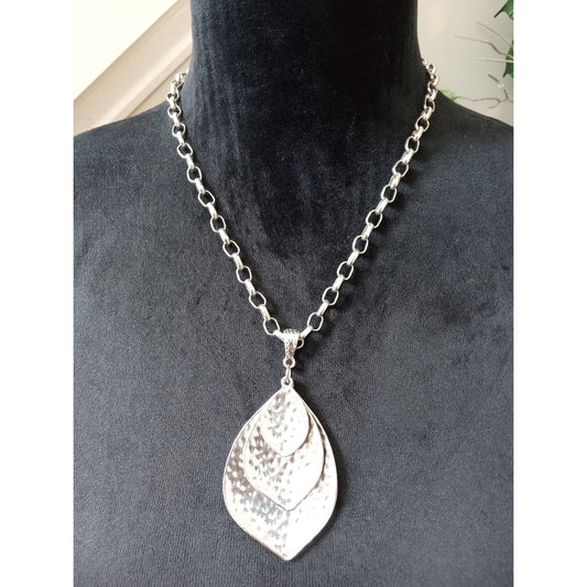 Silver Tone Layered Leaf Pendant Necklace Hammered Metal Boho Statement Jewelry