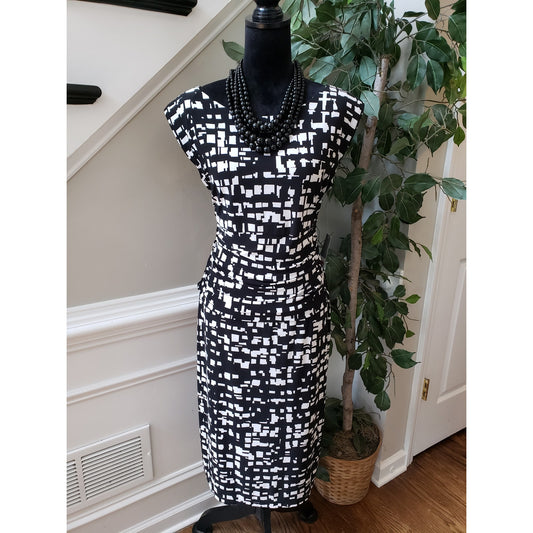 Nine West Sheath Dress Women Size 16 Black Ivory Geo Print Round Neck Sleeveless