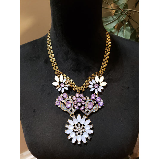 Women Multi Rhinestone Resin Carving Prong Set Flower Statement Necklace Jewelry