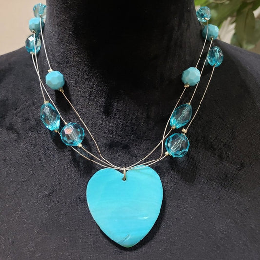 Women Fashions Blue Turquoise Beaded & Heart Pendant Necklace with Lobster Clasp