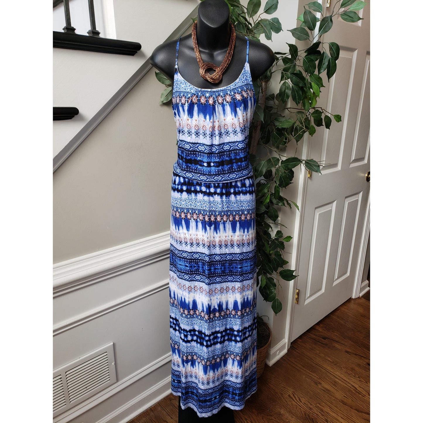 Rouge Long Maxi Dress Women's Size 2X Blue & White Strap Scoop Neck Sleeveless