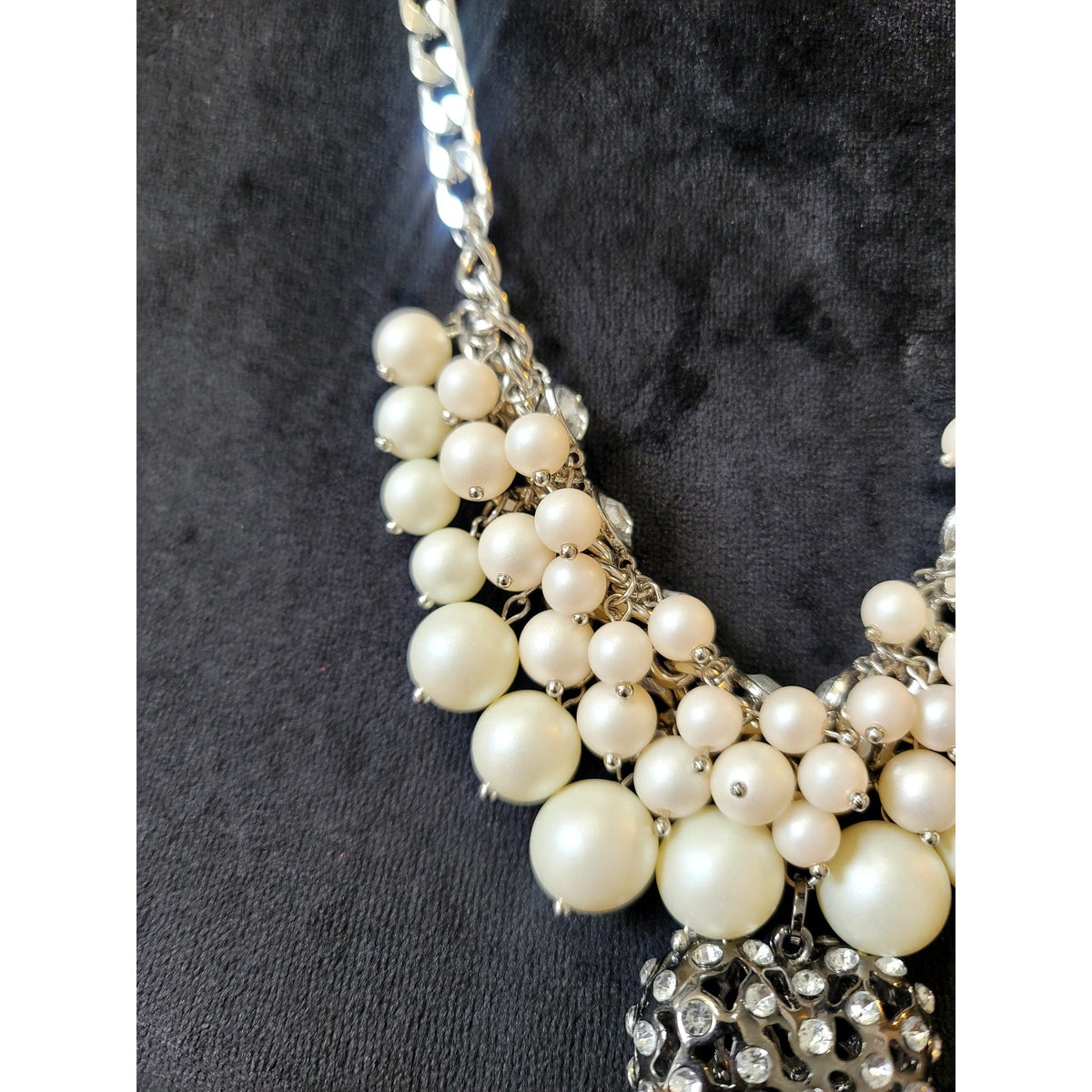 Vintage Faux Pearl Cluster Statement Necklace Silver Tone Rhinestone Pendant