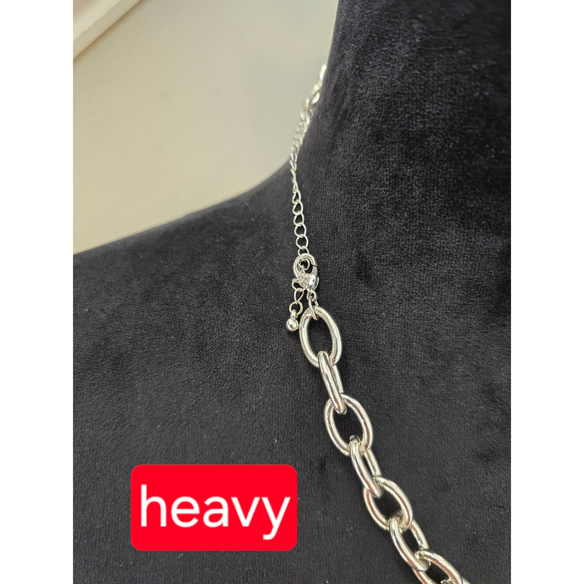 Heavy White Silver Tone Chunky Cabochon Floral Statement Necklace