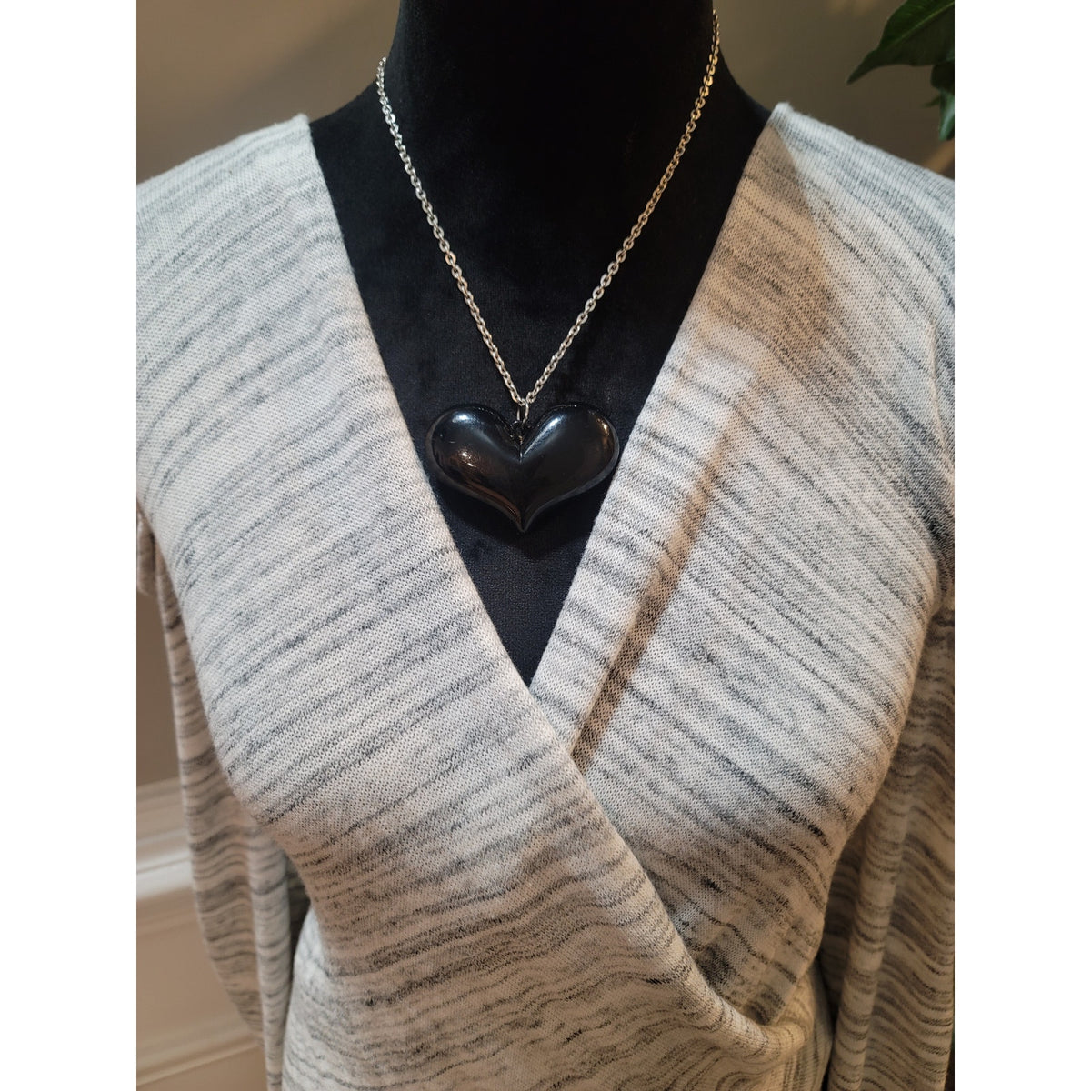 White House Black Market Wrap Sweater Womens Large White Space-Dye Cold Shoulder