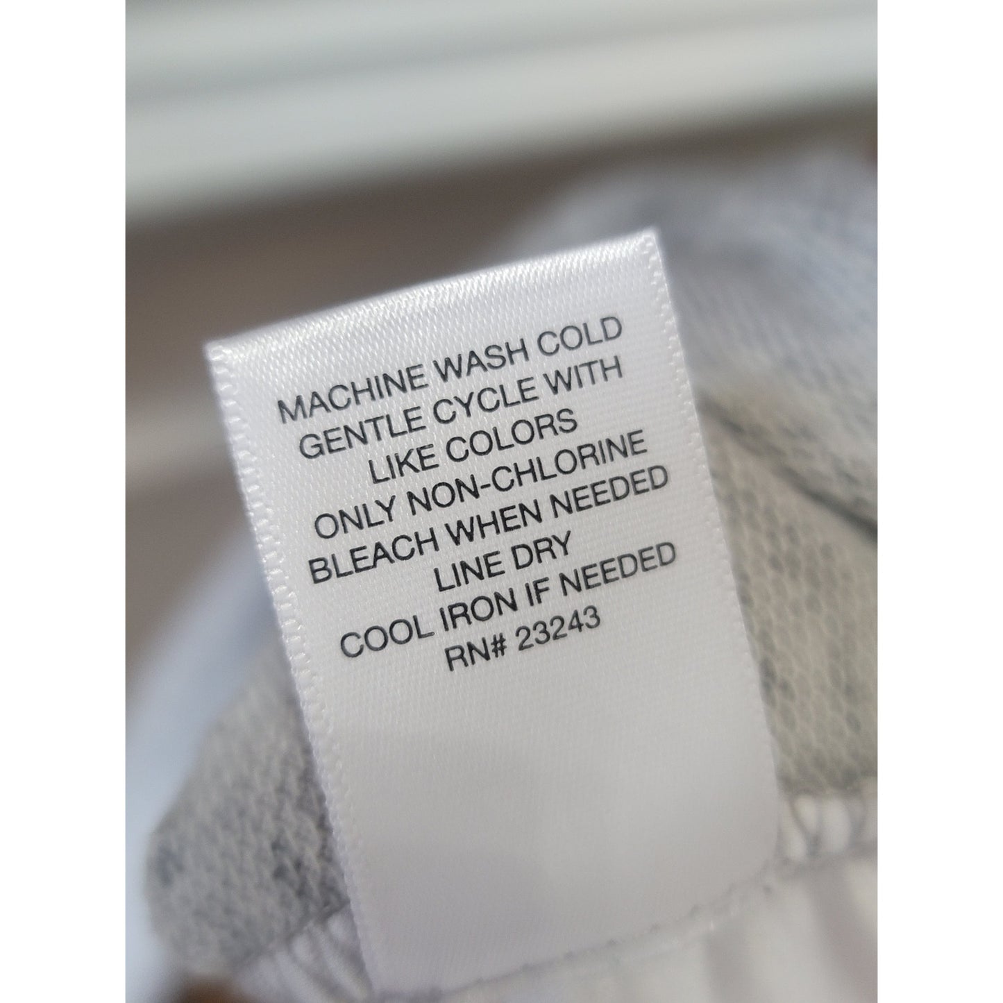 Soho Street Sweater Women's Size Medium Gray Long Sleeve Pullover Knit Casual