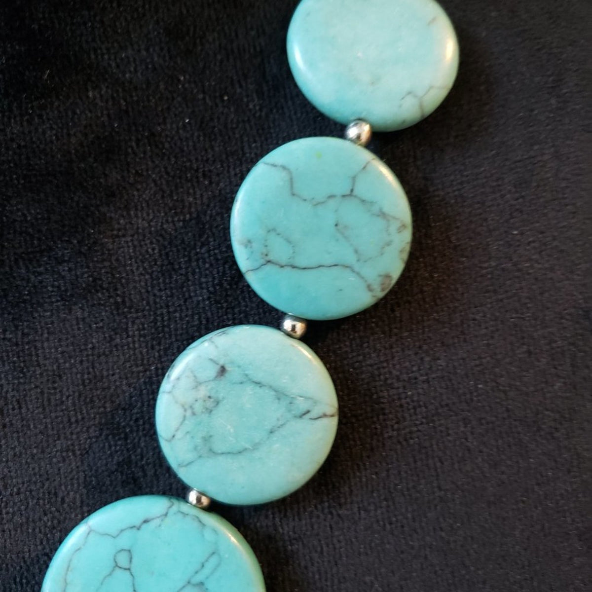 Womens Fashion Turquoise Magnesite Puff Coins Collar Necklace with Lobster Clasp