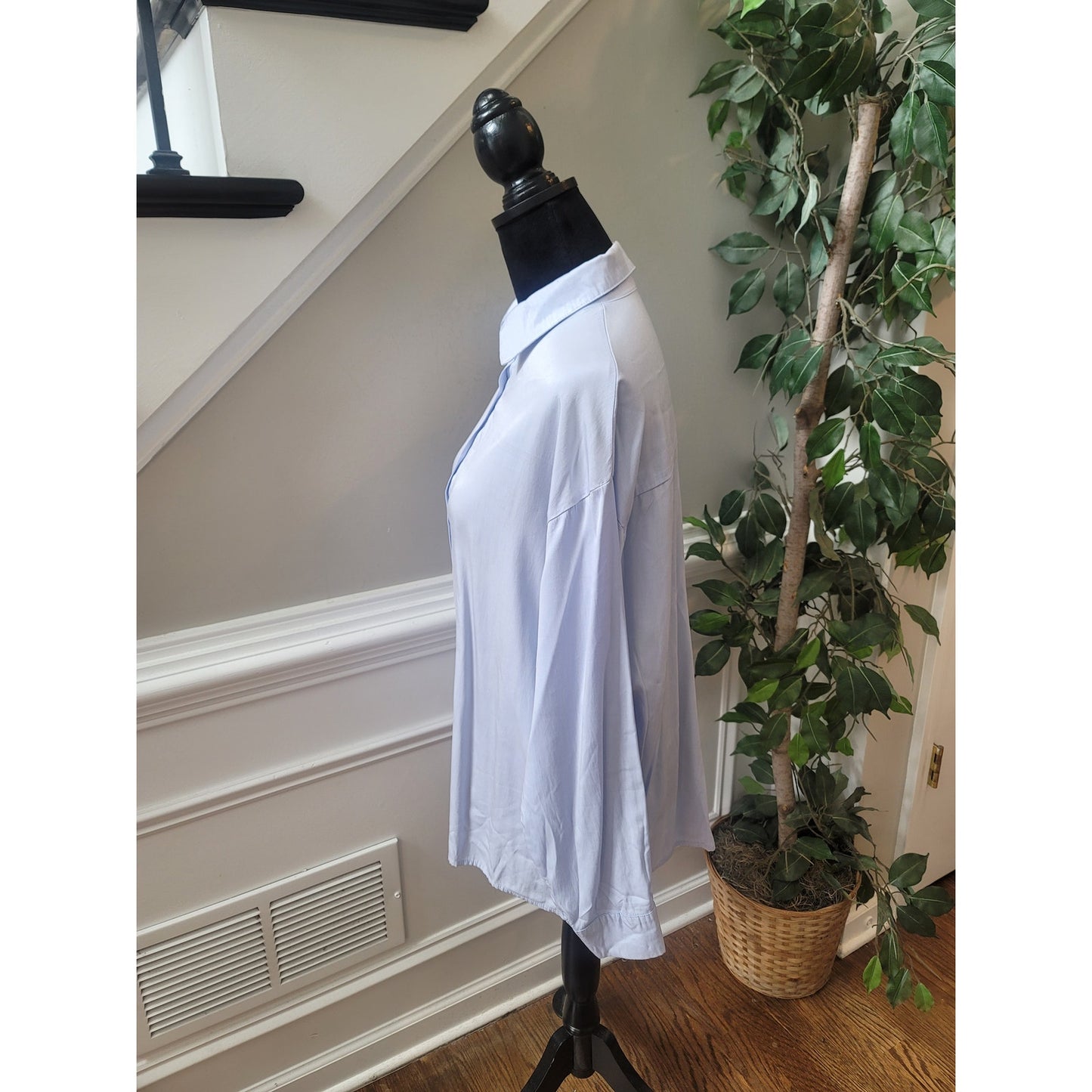 Dazy Blouse Women’s Medium Light Blue Button Down Shirt Long Sleeve Collared