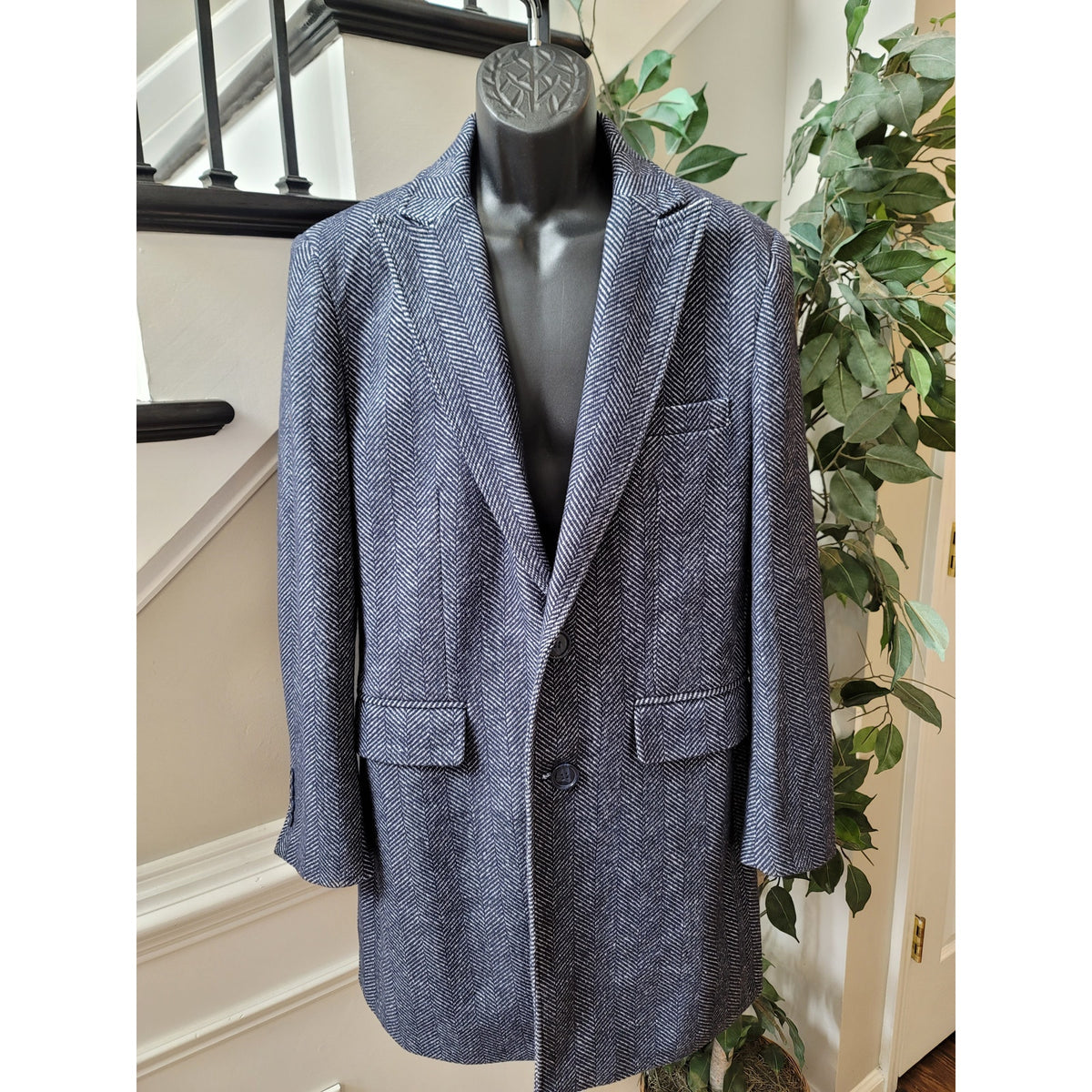 Brave Man Overcoat Men's Medium Navy Polyester Blend Herringbone Two Pockets