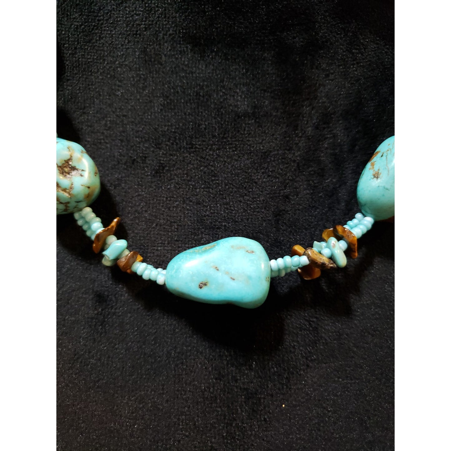 Women Chunky Simulated Turquoise Stones Seed Beads Statement Necklace w/ Lobster
