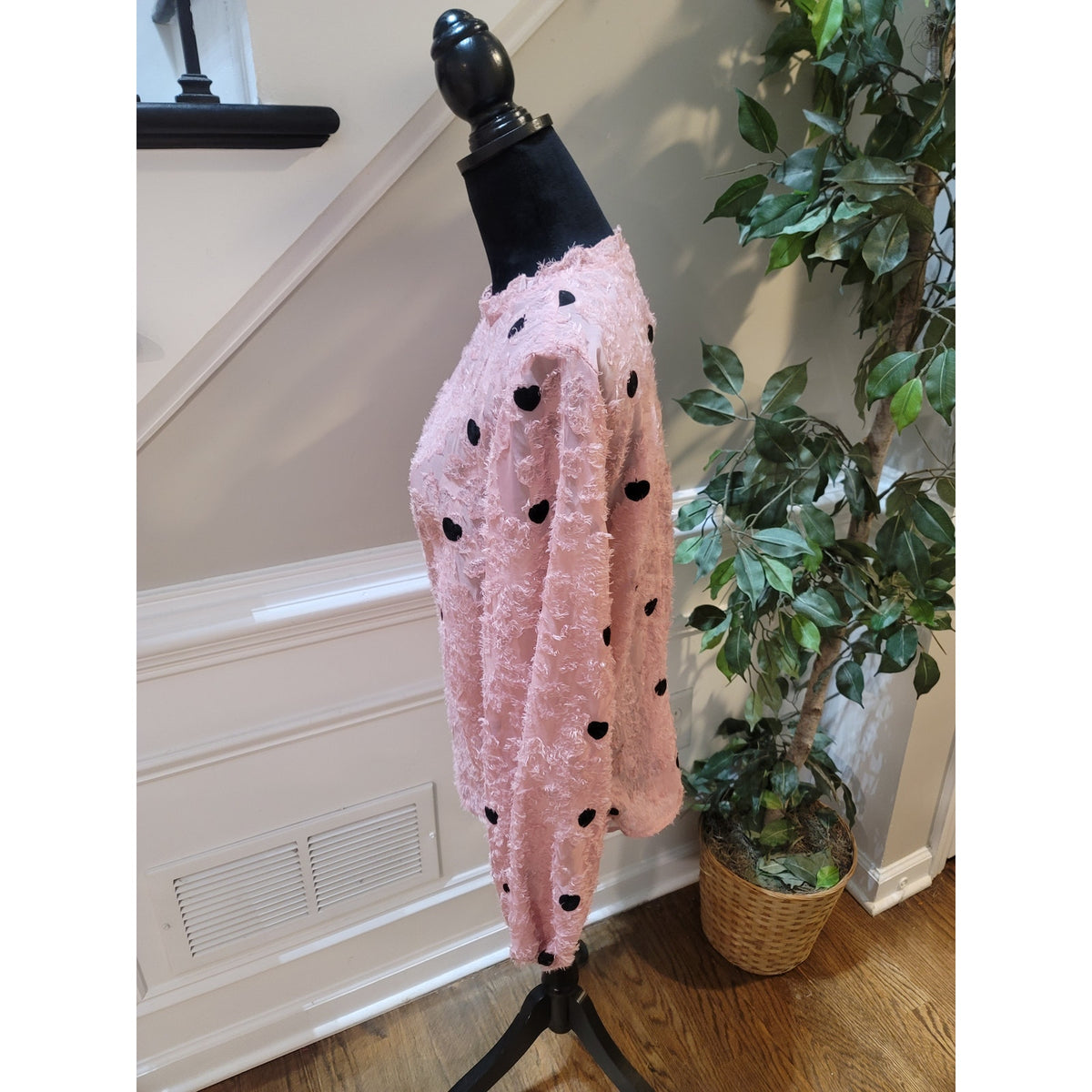 Shein Blouse Women's XL Pink Black Textured Heart Ruffle Crew Balloon Sleeve