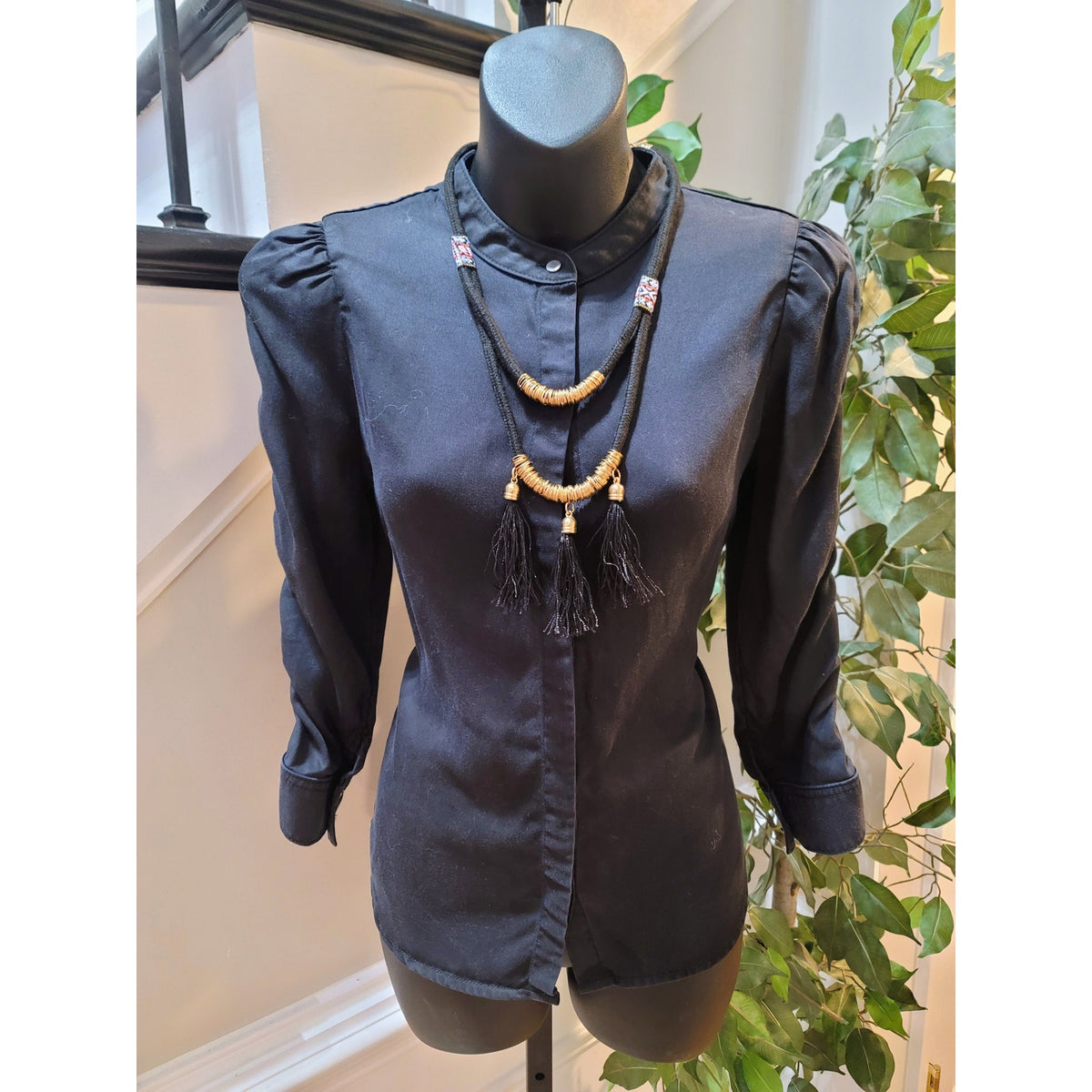 White House Black Market Shirt X-Small Black Band Collar Puff Shoulder Button-Up