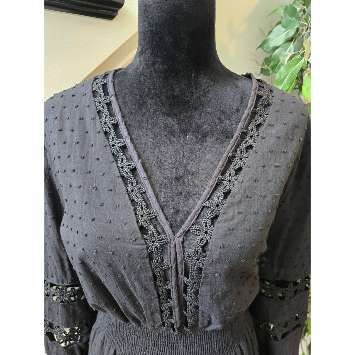Posh Shoppe Mini Dress 2X Black Cotton Floral Lace V-Neck Back Zip Casual Party