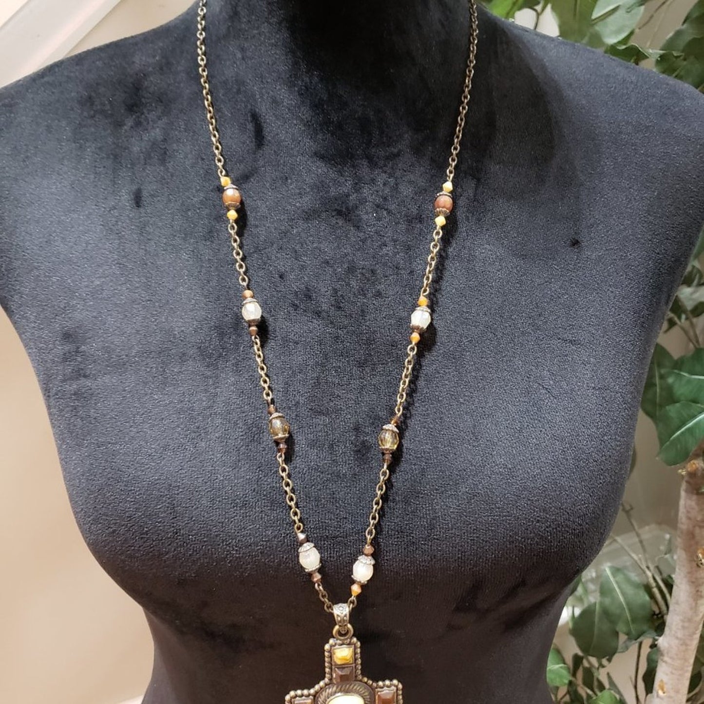 Women Multicolor Glass Round Beaded Cross Pendant Necklace with Lobster Clasp