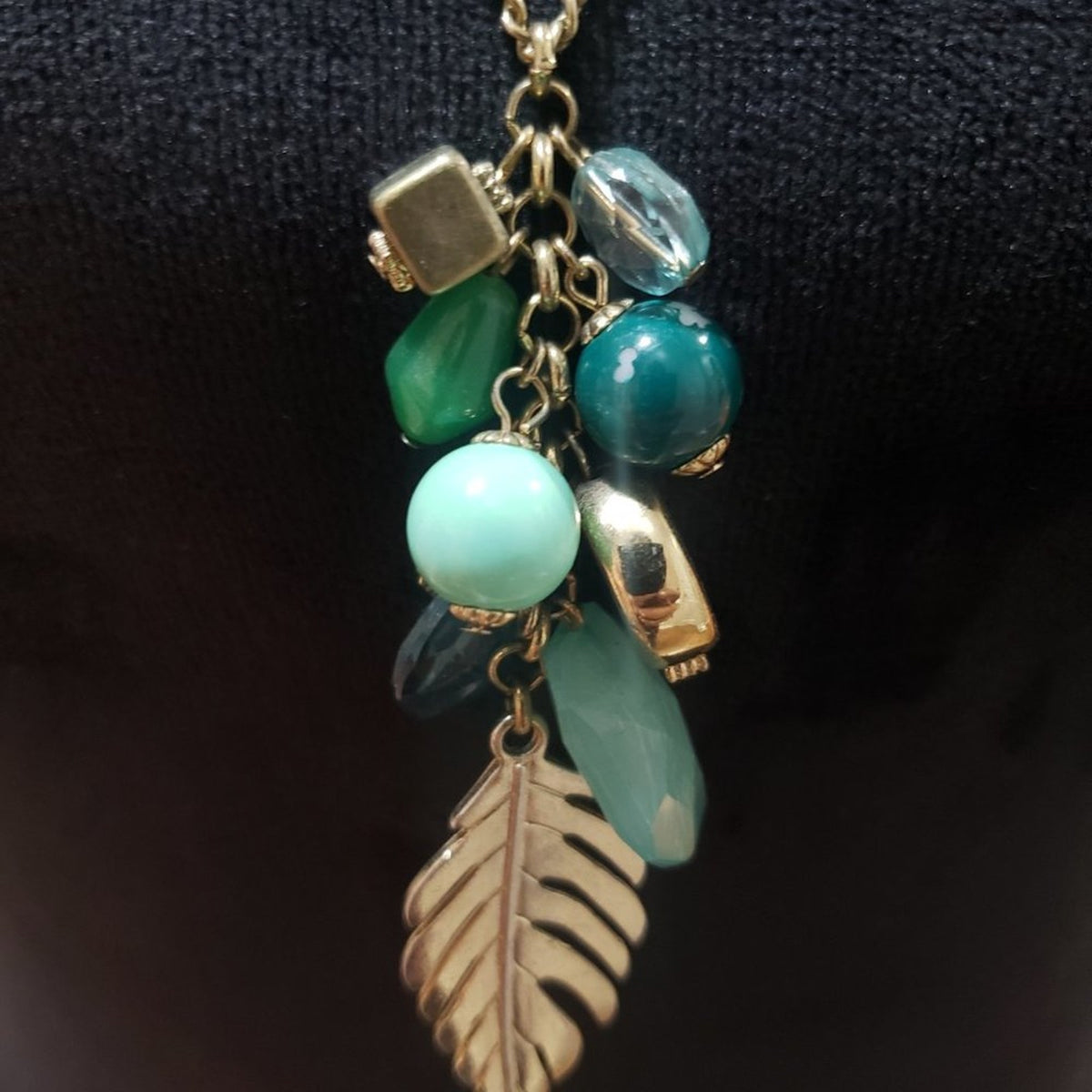 Women Gold Tone Chain Multicolor Dangle Rhinestones Leaf Tassel Charm Necklace