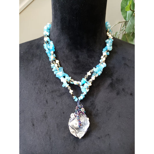 Women's Blue Beaded Pendant Necklace Handmade Gemstone Magnetic Clasp Jewelry