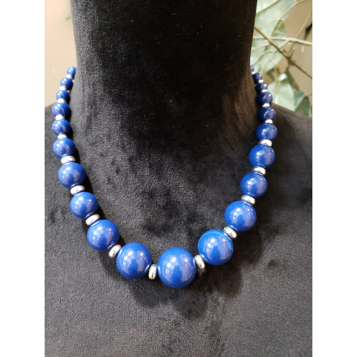 Women Fashion Blue Graduating Beaded with Silver Spacers Collar Necklace Jewelry