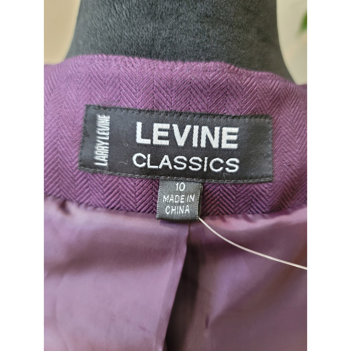 Levine Tailored Jacket Womens SZ 10 Eggplant Flare Sleeve Crew Neck Front Zipper